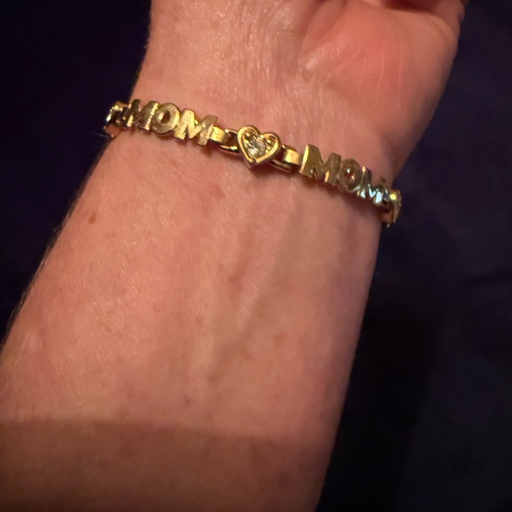 Gold 'MOM' Bracelet